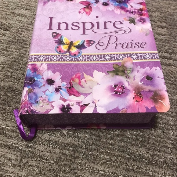 Inspire Bible for Creative Journaling - Picture 4 of 14